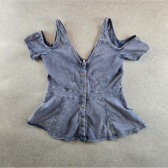 Free People Cold Shoulder Peplum Y2K Chambray Top Women's Sz M Blue Denim Blouse - Picture 1 of 9